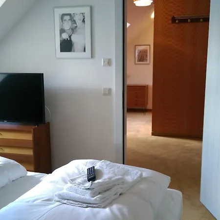 Luis Stadl 2* Regensburg