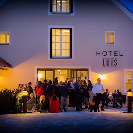 Luis Stadl Hotel