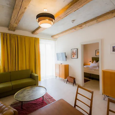 Luis Stadl Hotel